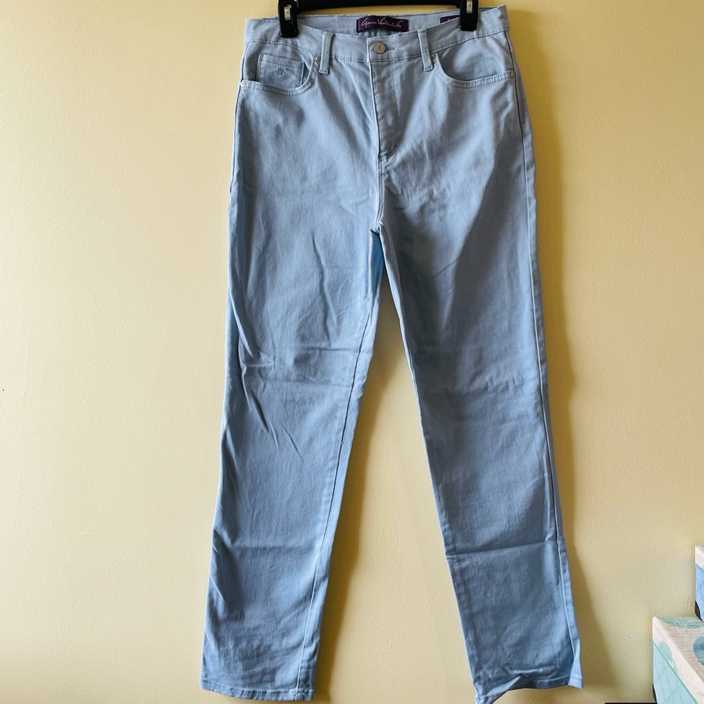 Women’s Gloria Vanderbilt Blue Jeans